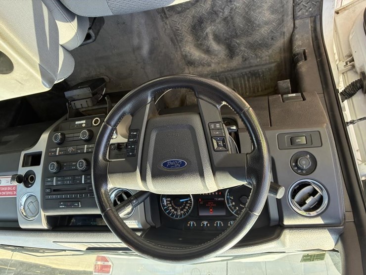 2011-ford-f150-image-14