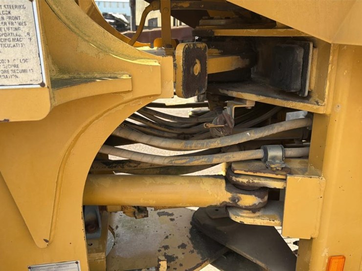 1998-caterpillar-it28g-image-16