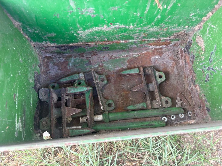 2009-john-deere-635f-image-19