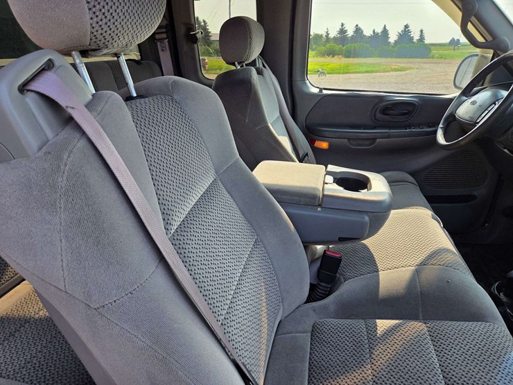 2002-ford-f150-image-33
