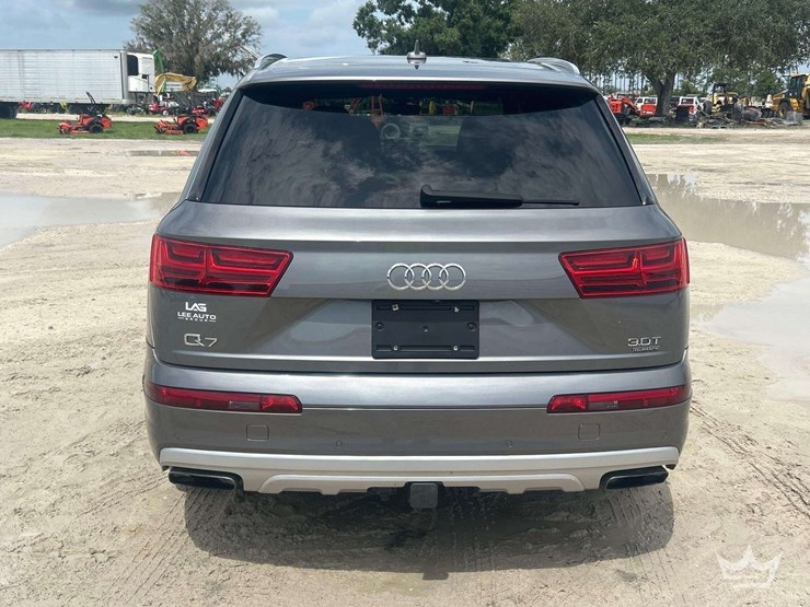 2017-audi-q7-image-27