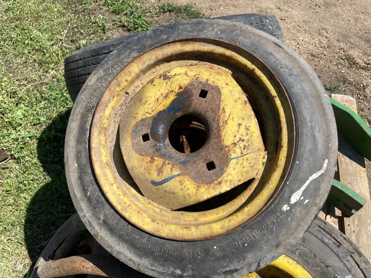 #4695-•-assortment-of-tires-image-7
