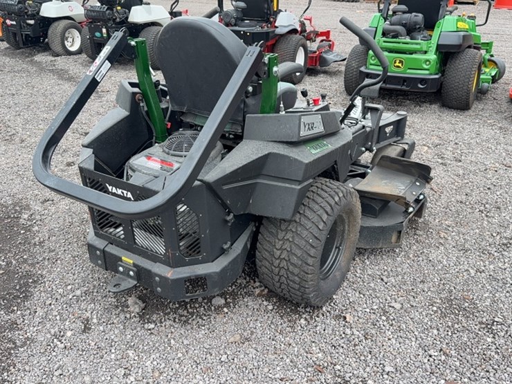 #3088-•-yakta-yxr-410-zero-turn-mower-image-8