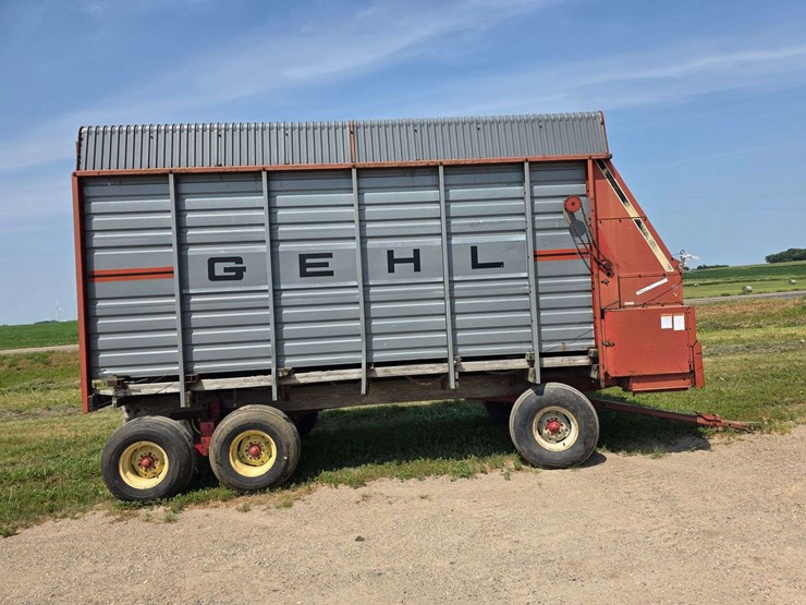 gehl-970-image-6