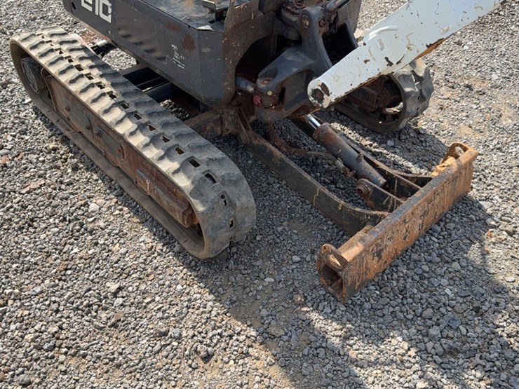 2018-bobcat-e10-image-5