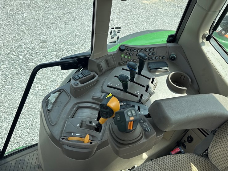 john-deere-6120m-image-11