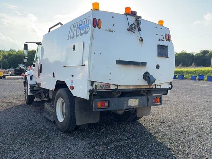 2007-international-durastar-4300-image-10