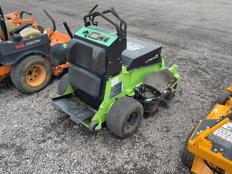 #3079-•-greenworks-commercial-gz485-electric-mower-image-7