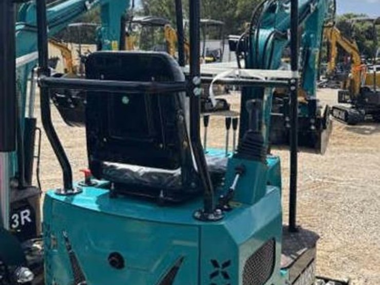#243-•-cfg-mini-excavator---mh13rx-image-4