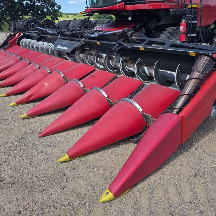 2007 Geringhoff Rota-Disc 12 Row 30” Folding Corn Head, Single Point Hookup, Knives in Really Good S