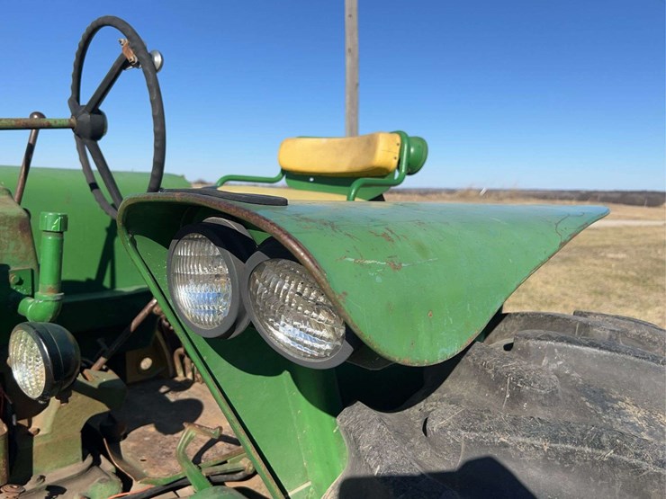 john-deere-720-image-51