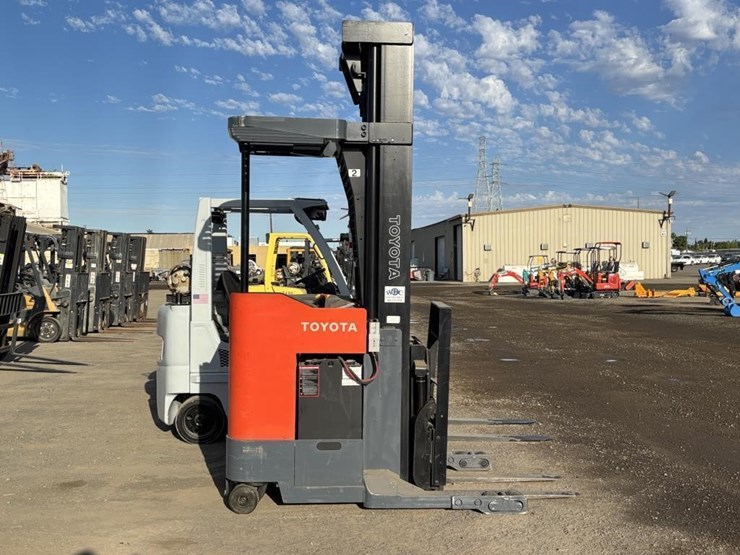 toyota-gbru23-forklift-image-6
