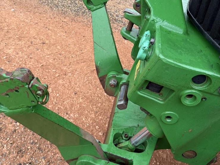 2012-john-deere-7230r-image-13