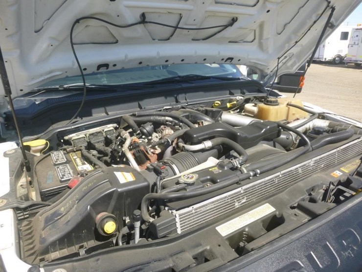 2011-ford-f450-image-16
