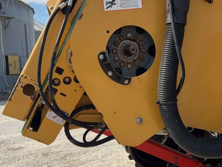 2021-claas-lexion-760-image-61