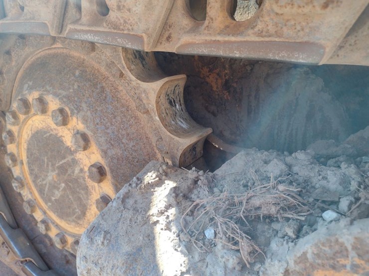 deere-700h-lt-image-26