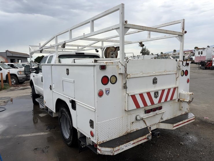 2003-ford-f450-xl-image-4