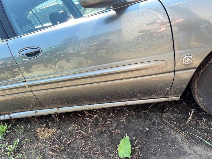 #4682-•-2005-buick-lesabre-(no-title,-for-parts)-image-54