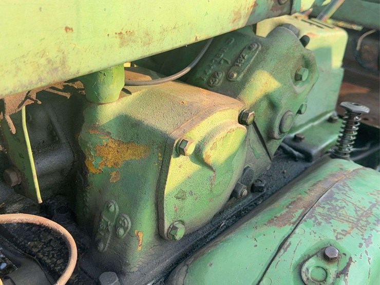 john-deere-50-image-26