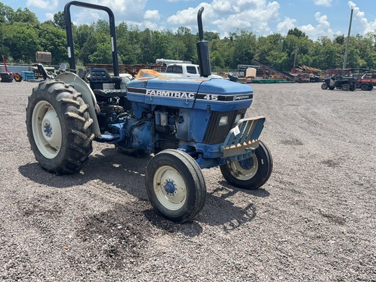 farmtrac-45-image-3