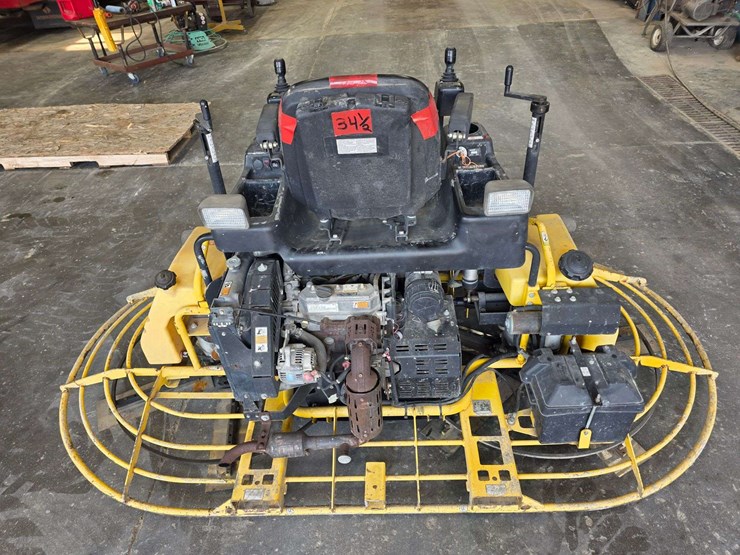 2006-wacker-crt48-ride-on-trowel,-48”,-vanguard/daihtsu-dm950g-gas-engine,-452.9-hours,-comes-with-t-image-7