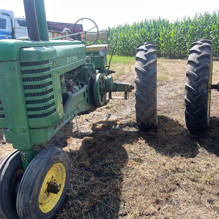 1952 JOHN DEERE A