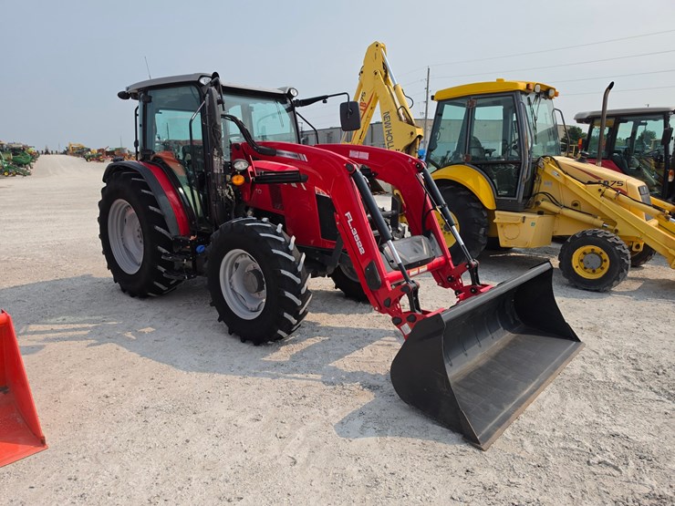 2021-massey-ferguson-4710-image-25