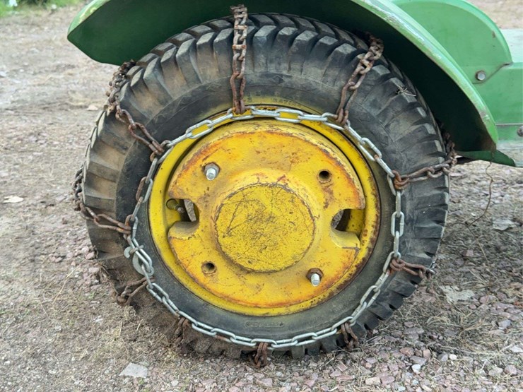 john-deere-110-image-23
