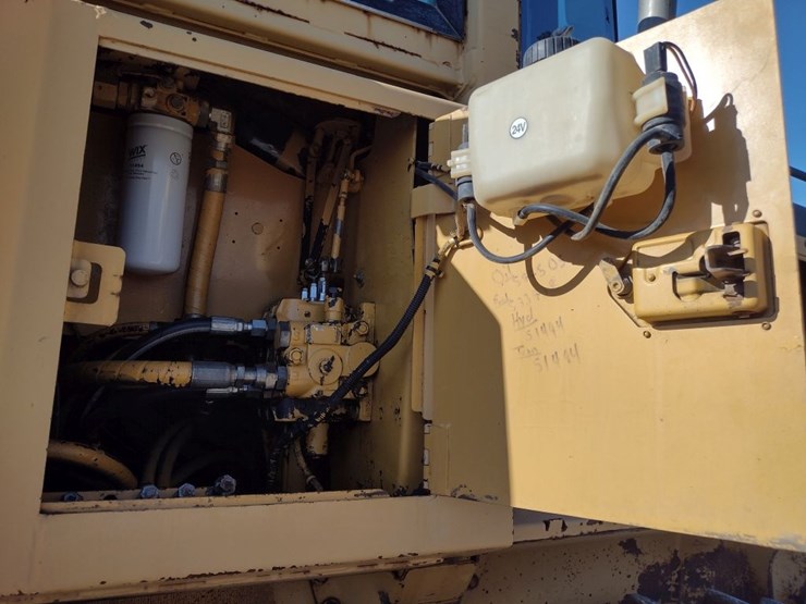deere-700h-lgp-image-32