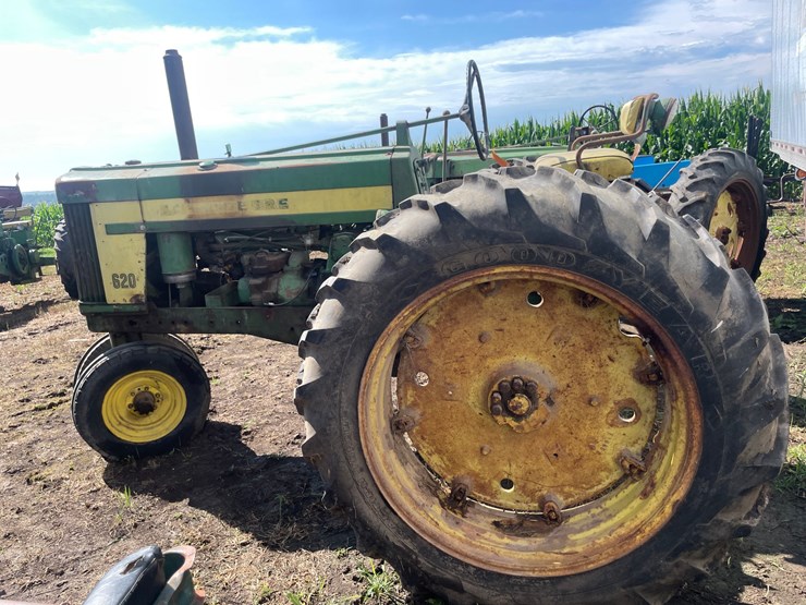 john-deere-620-image-4