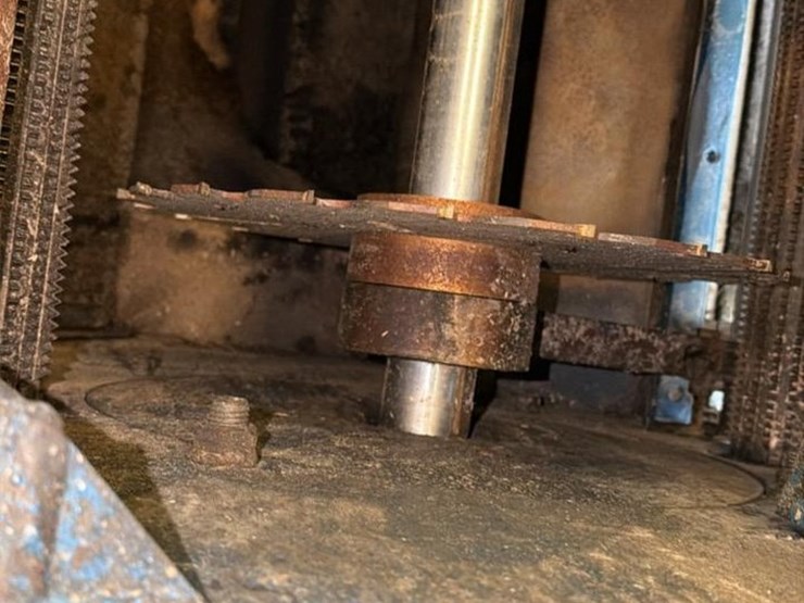#126-•-cornell-36-edger-image-10