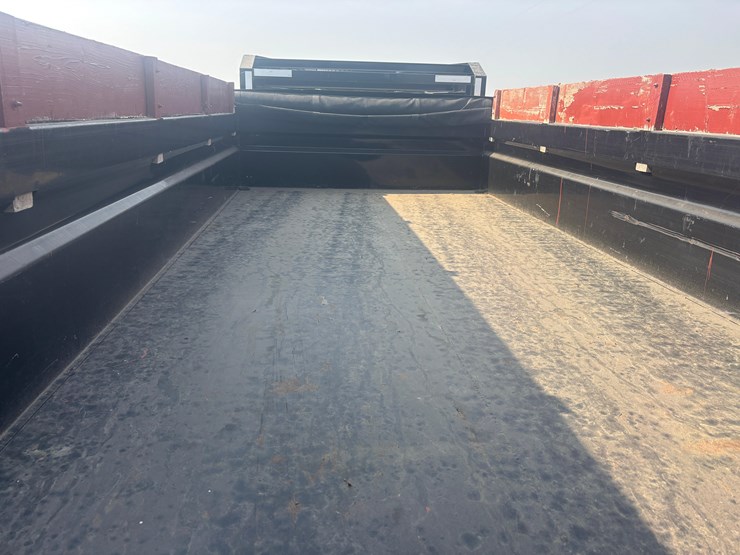2023-load-trail-trailer-image-7