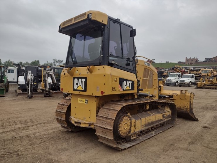 caterpillar-d4k2-xl-image-38
