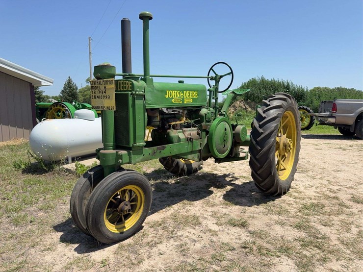 john-deere-model-a-image-1