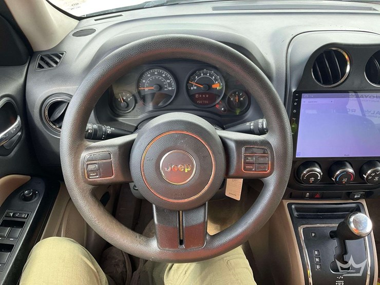 2014-jeep-patriot-image-12