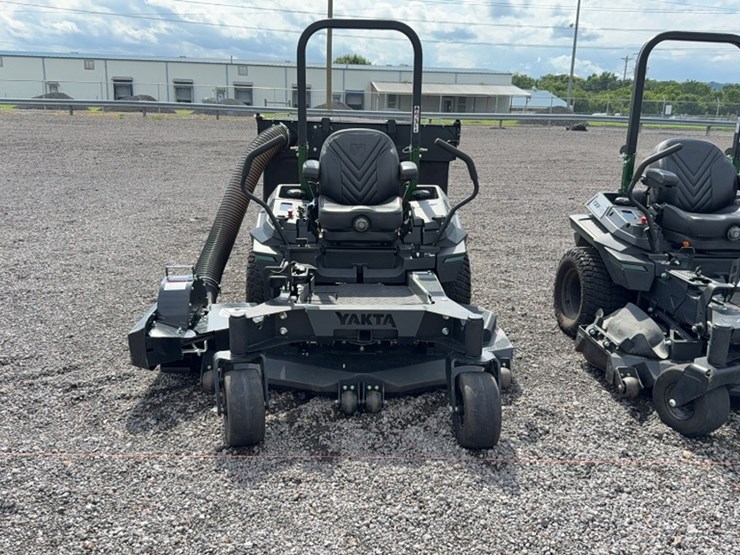 #3071-•-yakta-yxr720-zero-turn-mower-image-2