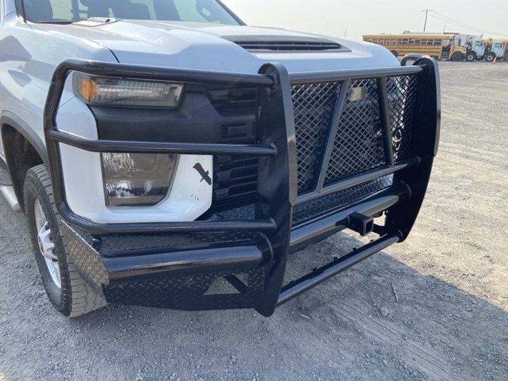 2020-chevrolet-silverado-2500-image-29