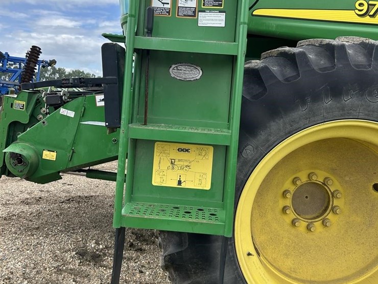 2007-john-deere-9760-sts-image-10