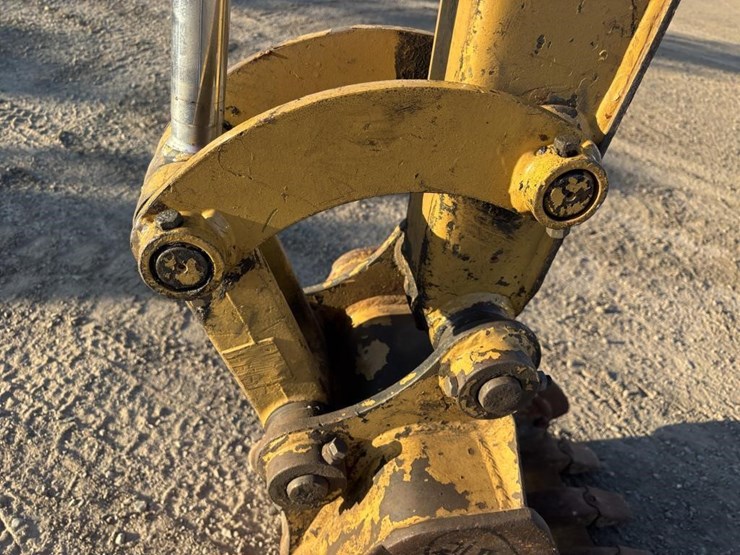 2007-caterpillar-303c-cr-image-12