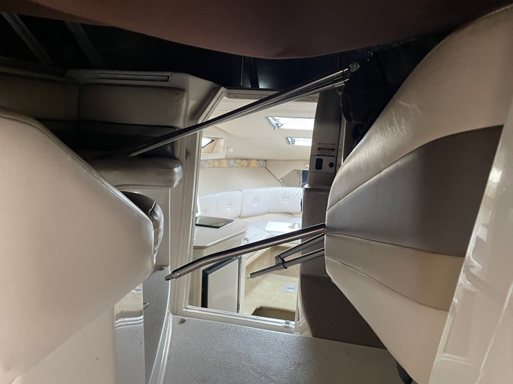 #2798-•-1999-chaparral-signature-27-cabin-cruiser-boat-image-32
