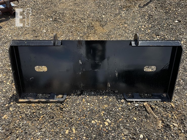 receiver-hitch-skid-steer-attach-image-2