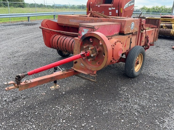 massey-ferguson-9-image-2