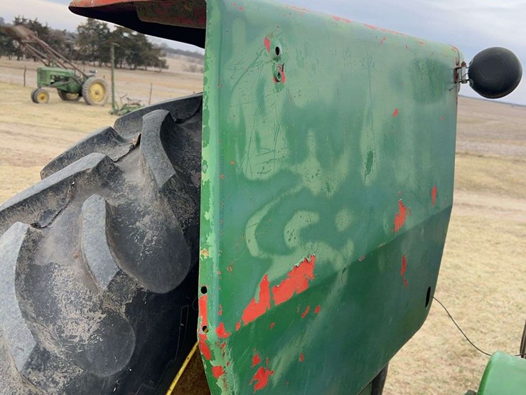 john-deere-70-image-46