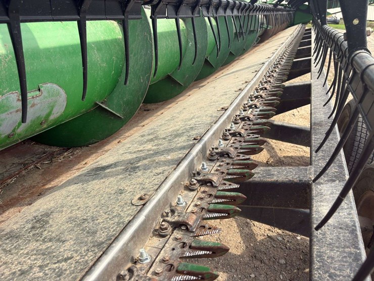 2009-john-deere-635f-image-4