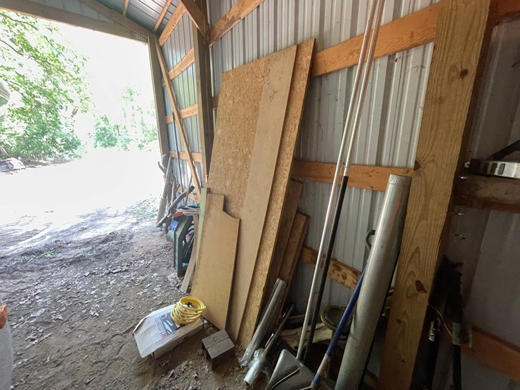 #7107-•-contents-of-wall-image-7