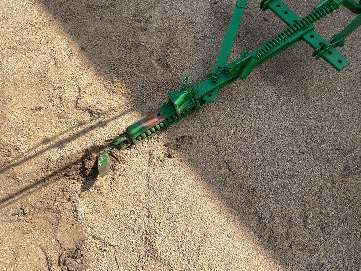 #4684-•-john-deere-sinlge-bottom-plow-image-10