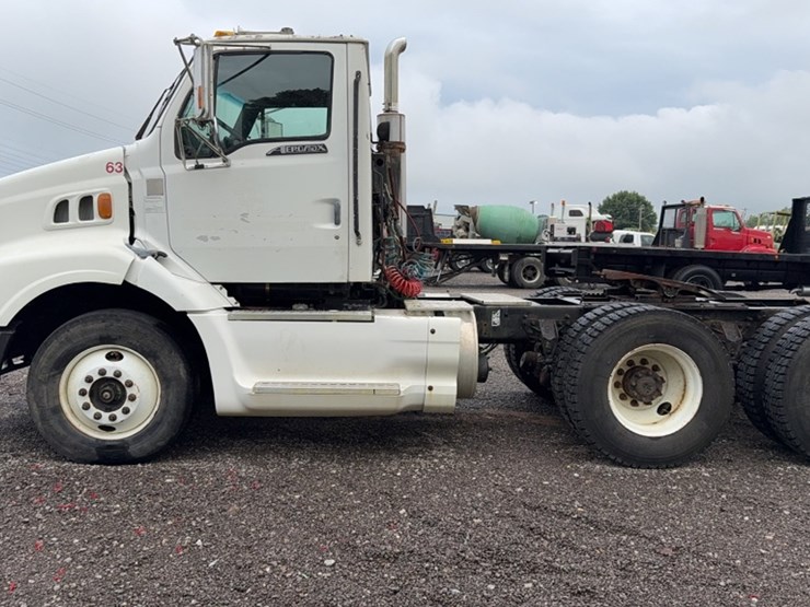 1997-ford-tractor-image-11