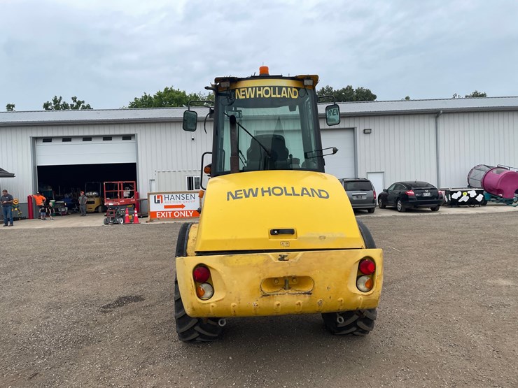 2005-new-holland-lw80b-image-6