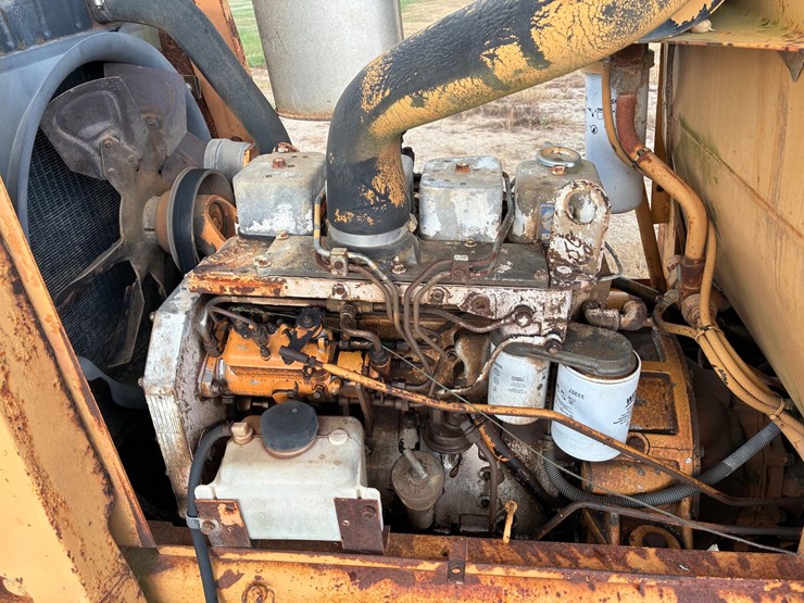 case-585e-image-7