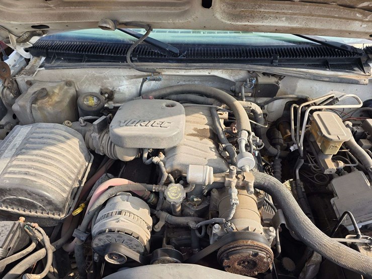 1999-chevrolet-silverado-2500-image-32